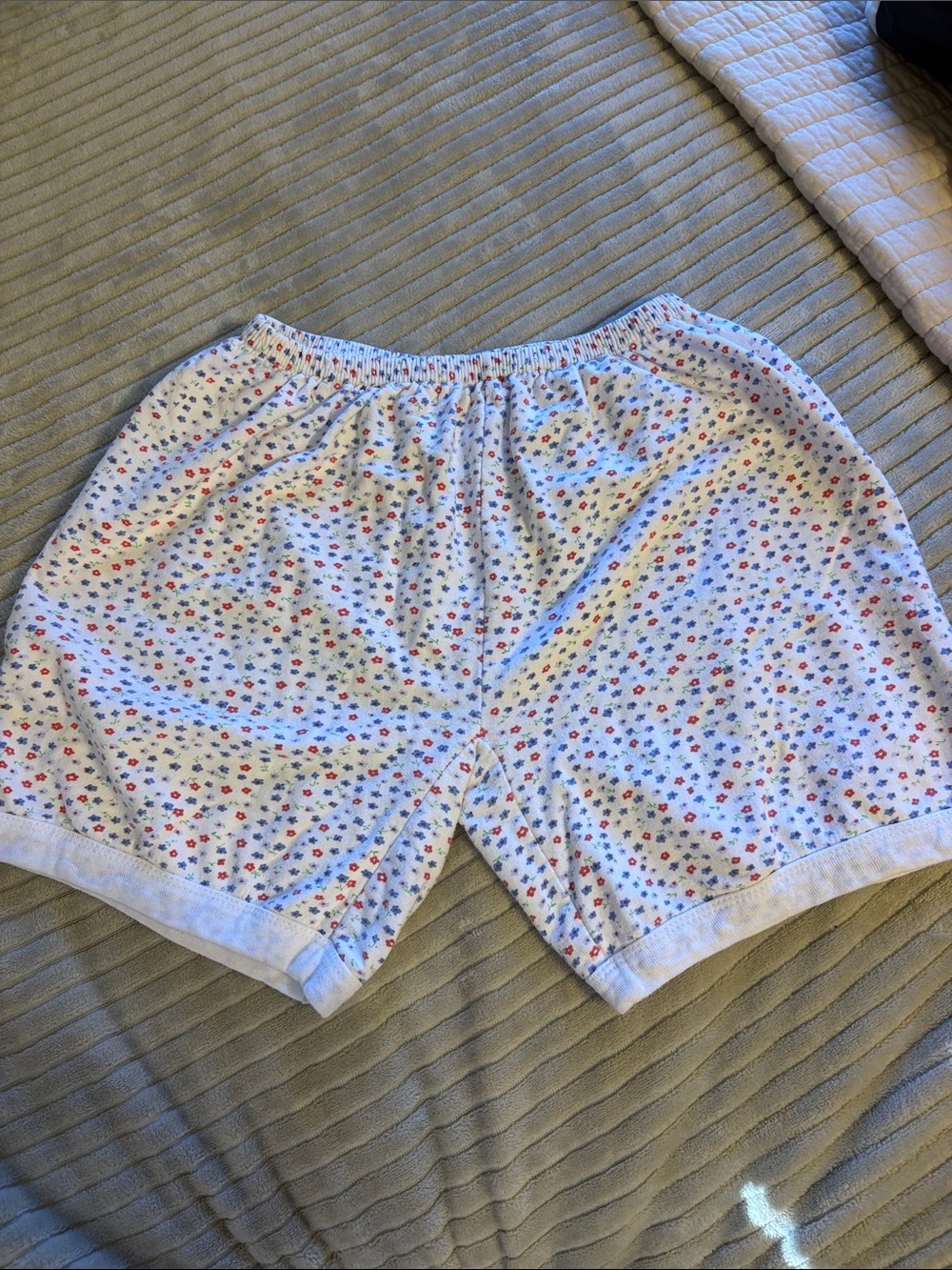 Women's White Floral-Print Cotton Lounge Shorts